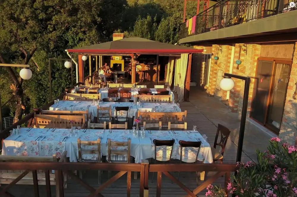 Onur Motel Faralya Fethiye Екстер'єр фото